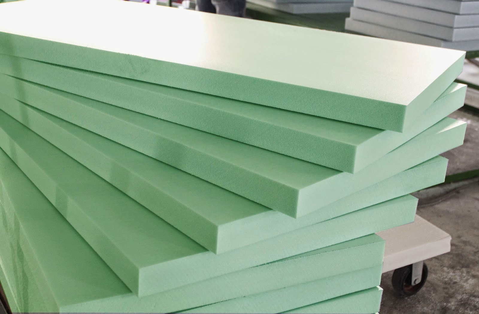 Xốp XPS cách âm, chống nóng, chống ẩm siêu nhẹ hiện được tin dùng cho các công trình dân dụng cho đến thương mại